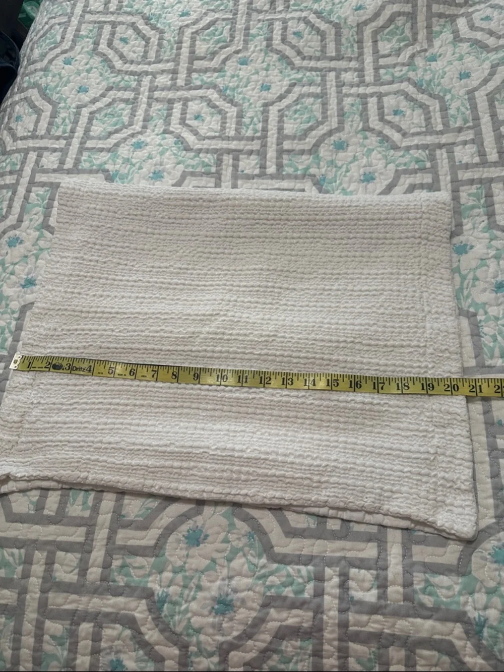 Pottery barn king size one pillowcase white with honeycomb like texture